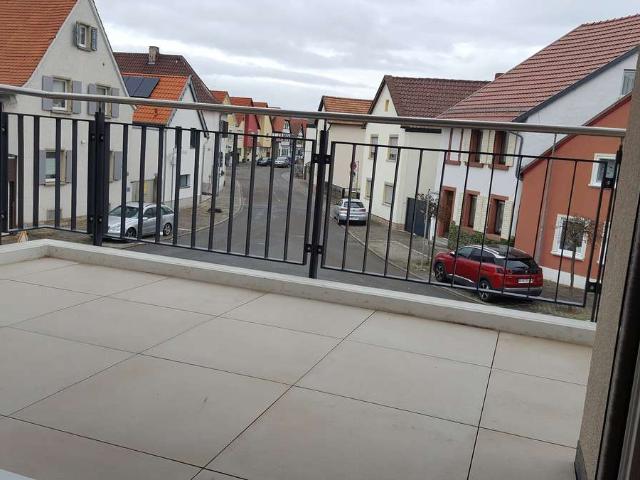 Moderne 3 Zimmer Wohnung, Balkon u. Tiefgarage in Haßloch