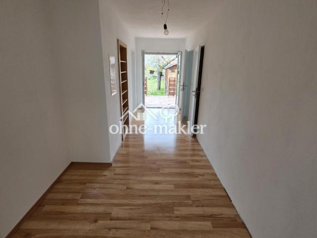 Moderne 3 Zimmer Wohnung im EG mit Garten und Nebenräumen