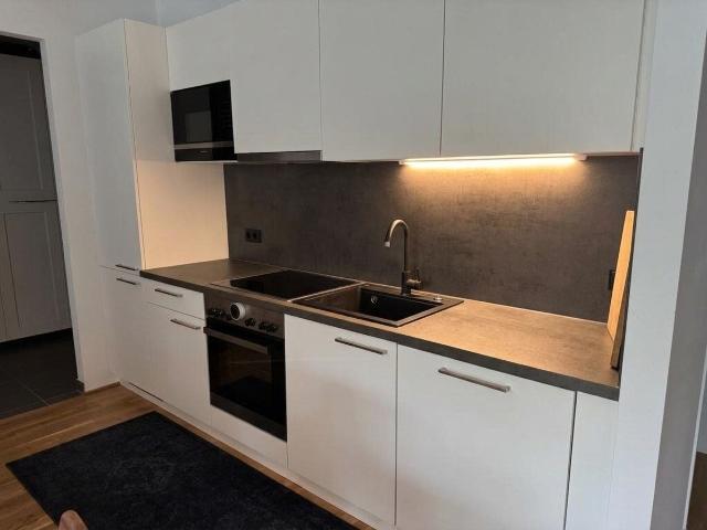 Moderne 3 Zimmer Wohnung in Graz mit Balkon und Tiefgarage – Ihr neues Zuhause!