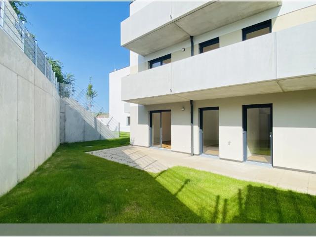 Moderne 3 Zimmer Wohnung in Krems: Erstbezug mit Terrasse und Eigengarten