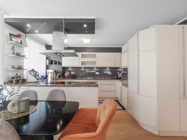 Helle und moderne 3 Zimmer Wohnung in zentraler Lage von Sauerlach