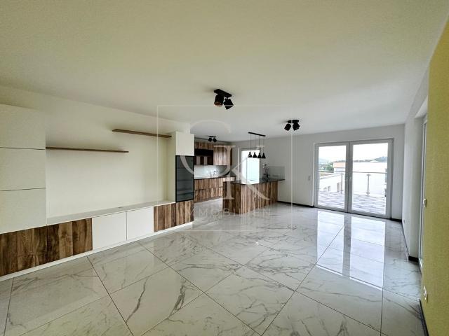 Moderne 3 Zimmer Wohnung mit Moselblick!