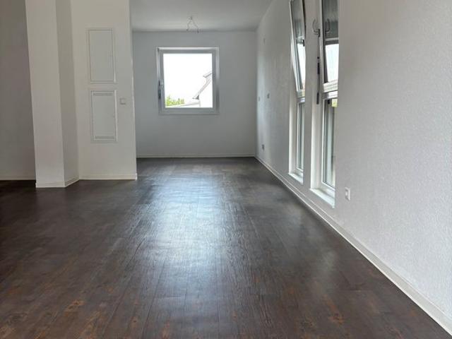 moderne 3 zimmer wohnung mit offener küche und balkon