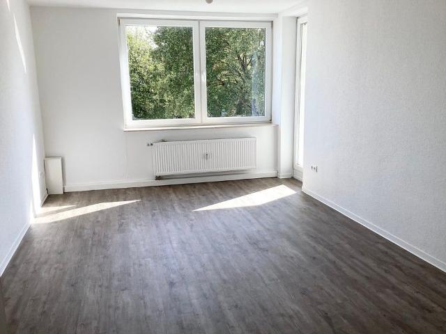 Moderne 3 Zimmer Wohnung mit Balkon