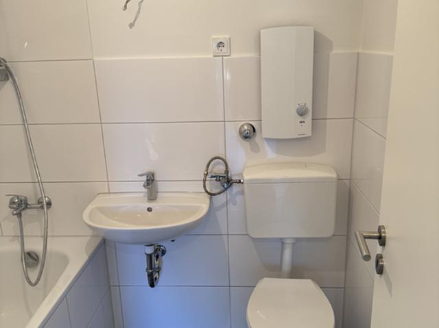 Moderne 3 Zimmer Wohnung mit Balkon!