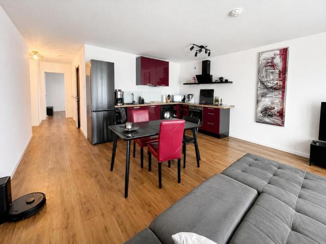 Moderne 3 Zimmer Wohnung mit Balkon
