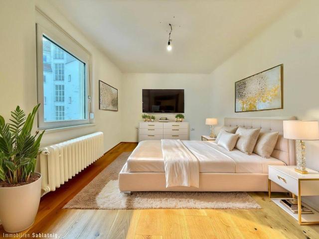 MODERNE 3 ZIMMER WOHNUNG mit Balkon und Aufzug – vollsaniert, 73m²!
