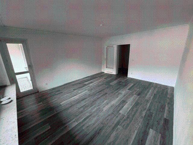 Moderne 3 Zimmer Wohnung mit Balkon und Außenstellplatz