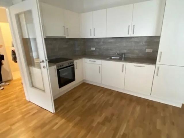 Moderne 3 Zimmer Wohnung mit Balkon direkt am Hauptplatz Knittelfeld + Küche möbliert