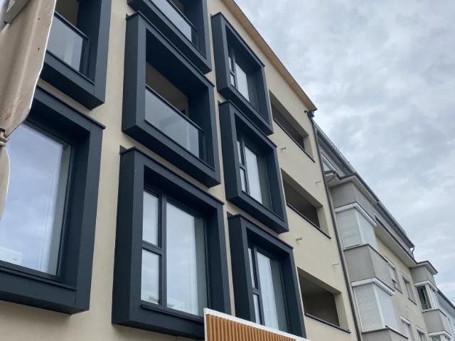 Moderne 3 Zimmer Wohnung mit Balkon direkt am Hauptplatz Knittelfeld + Küche möbliert