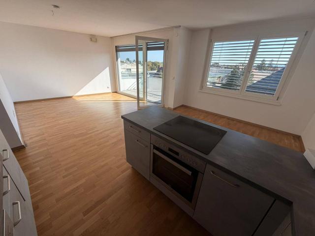 Moderne 3 Zimmer Wohnung mit Balkon & Garage in Liesing