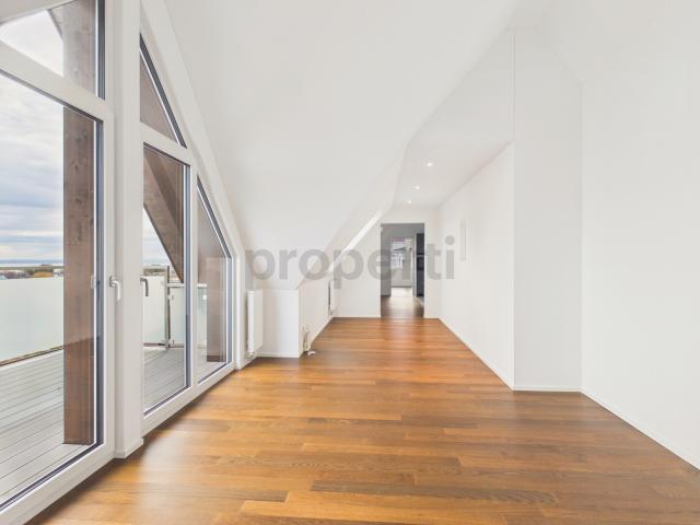 Moderne 3 Zimmer Wohnung mit Balkon, Güttingen
