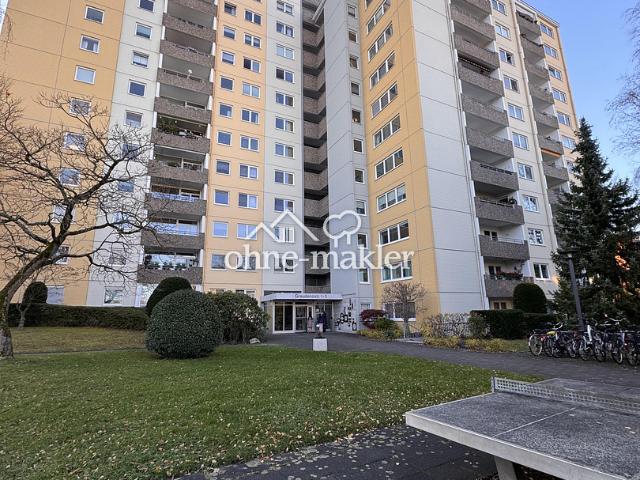 Moderne 3 Zimmer Wohnung mit Balkon im 10. OG in Köln Eil Porz