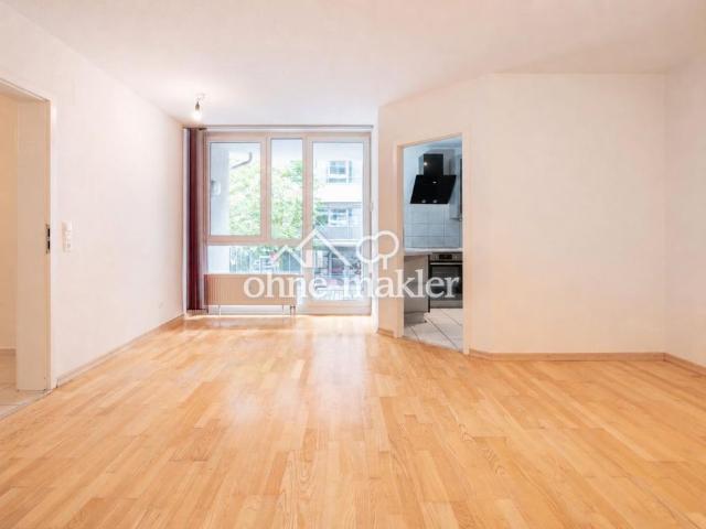 Moderne 3 Zimmer Wohnung mit Balkon in Top Lage Stuttgart