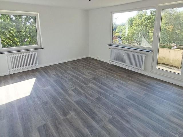 Moderne 3 Zimmer Wohnung mit Balkon in Braunschweig