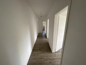 Moderne 3 Zimmer Wohnung mit Balkon in Hambühren!