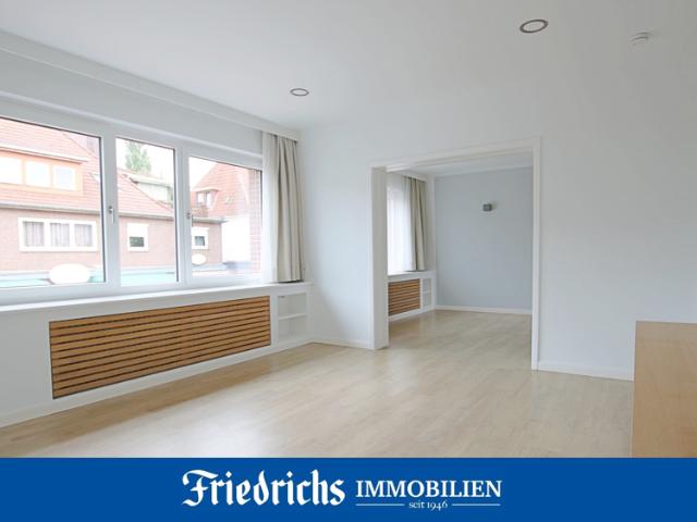 Moderne 3 Zimmer Wohnung mit Dachterrasse und Stellplatz mitten im Zentrum von Bad Zwischenahn