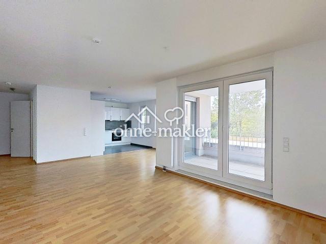 Moderne 3 Zimmer Wohnung mit EBK und großem Balkon!