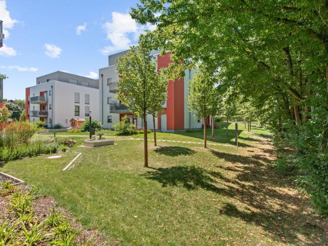 Moderne 3 Zimmer Wohnung mit EBK und Dachterrasse