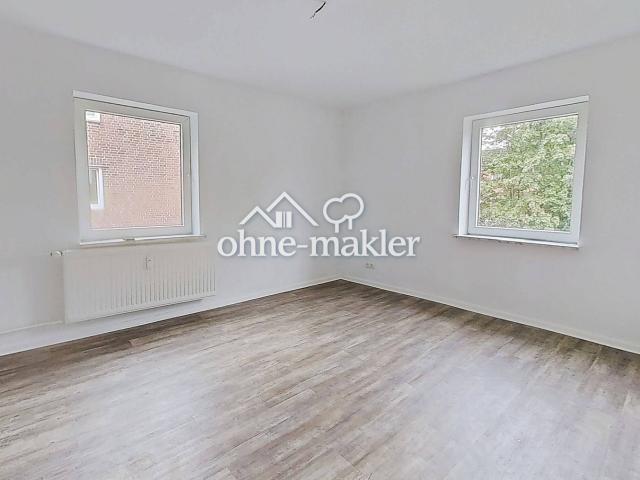 Moderne 3 Zimmer Wohnung mit EBK und Wannenbad
