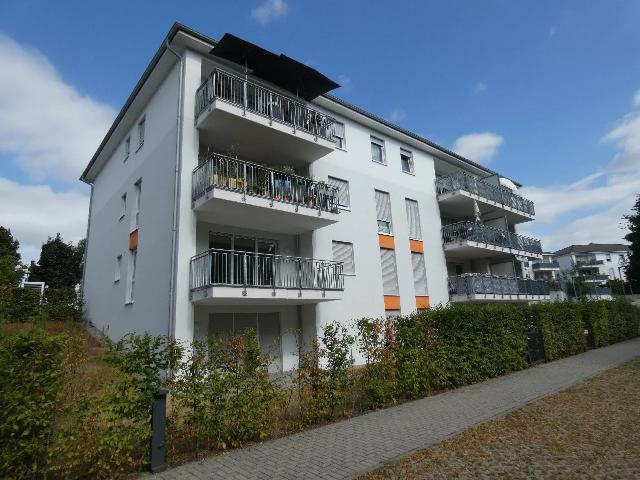 Moderne 3 Zimmer Wohnung mit Einbauküche in grüner und familienfreundlicher Umgebung