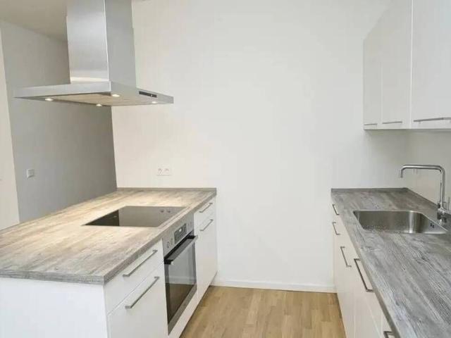 Moderne 3 Zimmer Wohnung mit Einbauküche und Balkon in Grünau, Berlin