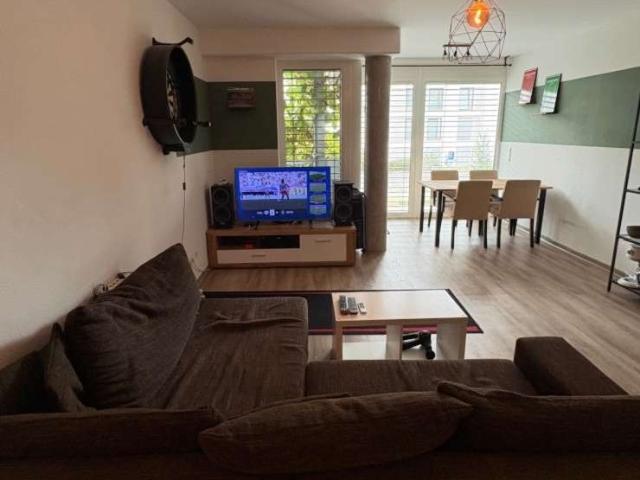 Moderne 3 Zimmer Wohnung mit Einbauküche und Balkon in der Bahnstadt