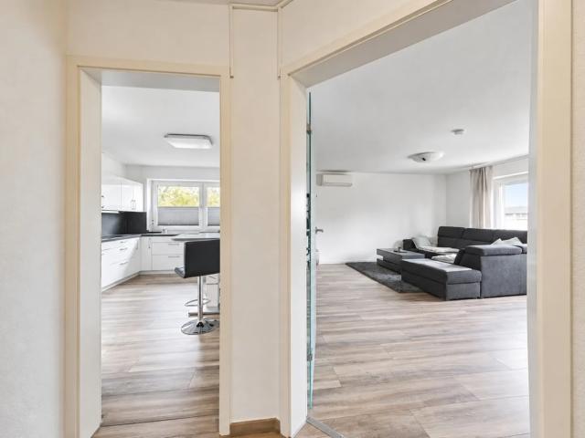 Moderne 3 Zimmer Wohnung mit Garage