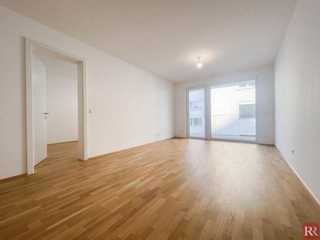 Großzügige 3 Zimmer Wohnung mit geräumiger Terrasse