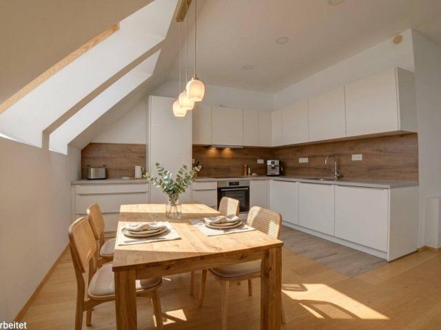 Moderne 3 Zimmer Wohnung mit großzügiger Terrasse – Erstbezug