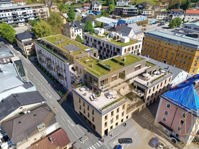 Moderne 3 Zimmer Wohnung mit Loggia und 2 Garagenplätze in Gmunden zu verkaufen!