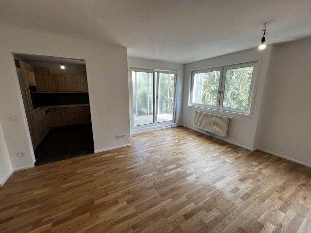 Moderne 3 Zimmer Wohnung mit Loggia und Einbauküche