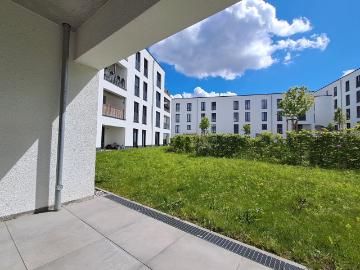 Moderne 3 Zimmer Wohnung mit Terrasse