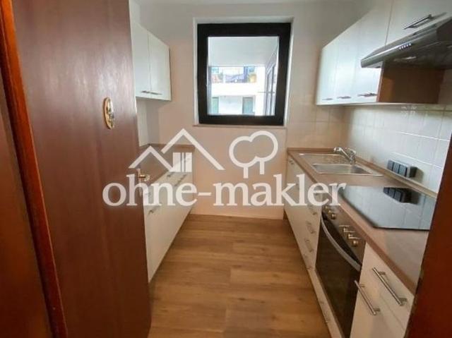 Moderne 3 Zimmer Wohnung mit zwei Balkonen und neuer Einbauküche