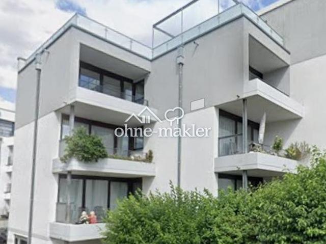 Moderne 3 Zimmer Wohnung mit zwei Balkonen und neuer Einbauküche