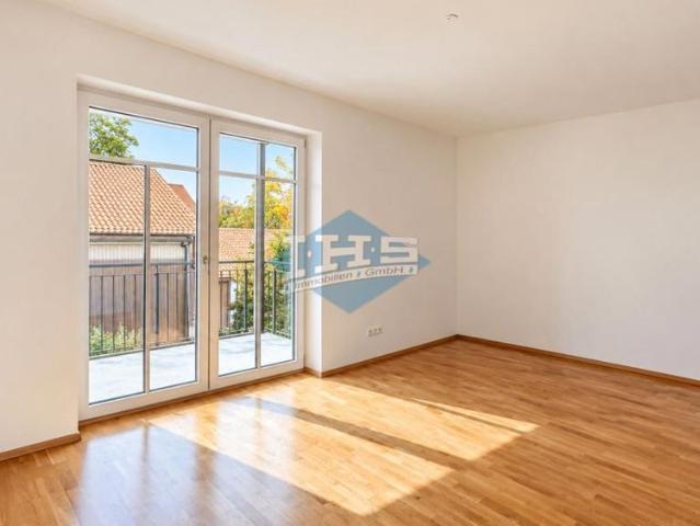 Moderne 3 Zimmer Wohnung mit 2 Balkonen / S Bahn Nähe Heimstetten