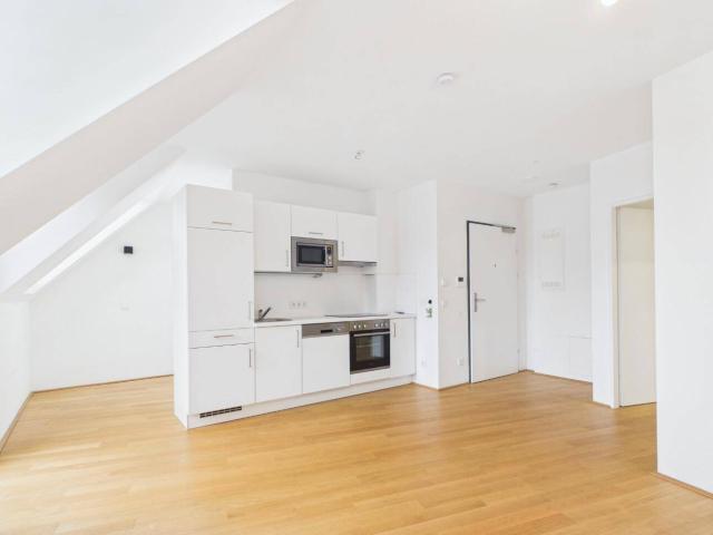 Moderne 3 Zimmer Wohnung mit 30 m² Balkon | Direkt an der U3 | Jetzt Besichtigung online buchen!