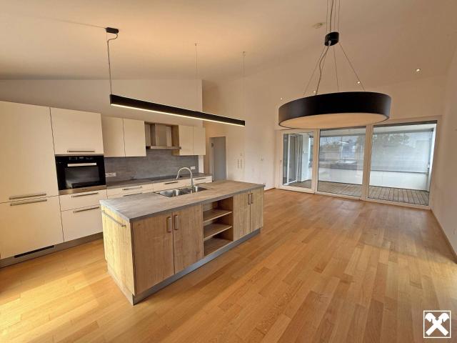 Moderne 3 Zimmerdachgeschosswohnung mit Flair