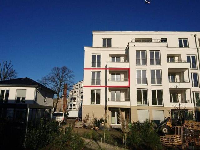 Moderne 3 Zimmerwohnung, Balkon, TG Stellplatz vorerst 5 Jahre befristet