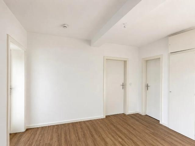 MODERNE 3 ZIMMERWOHNUNG MIT BALKON IM KREFELDER ZENTRUM ZU MIETEN!