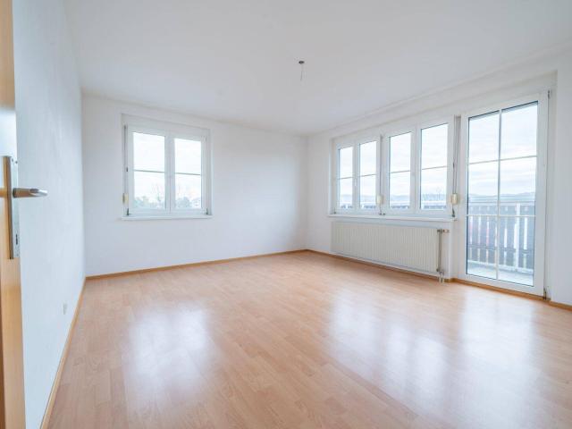 Moderne 3 Zimmerwohnung mit Balkon in Pöchlarn