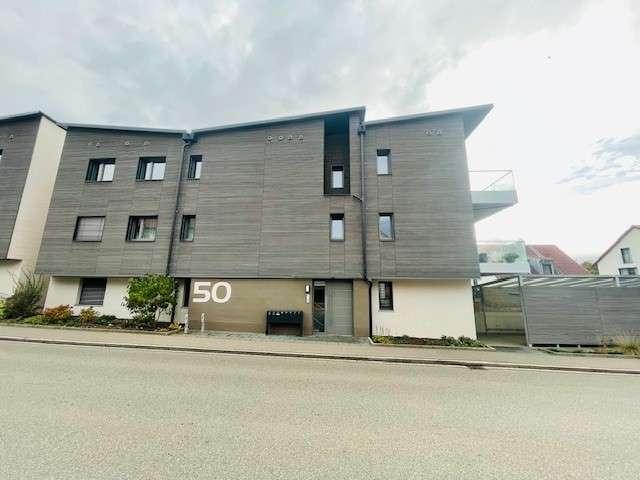 moderne 3 Zimmerwohnung mit Dachterrasse