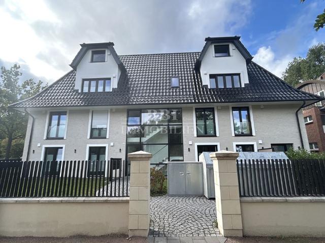 Moderne 3 Zimmerwohnung mit schönem Balkon und Tiefgaragenstellplatz