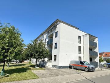 Moderne 3 ZKB Wohnung mit Balkon & Aufzug