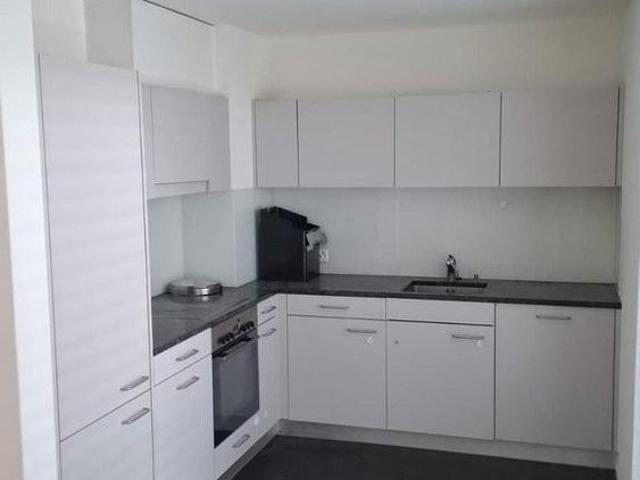 Moderne 4.5 Zimmerwohnung in Bassersdorf