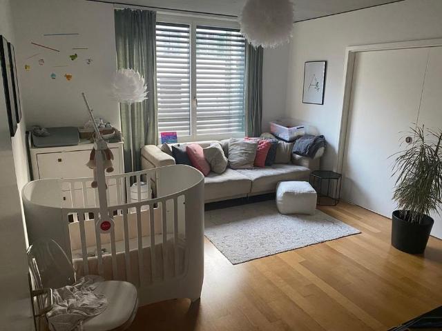 Moderne 4.5 Zimmerwohnung inmitten von Thalwil