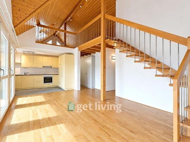 Moderne 4.5 Zimmer Dach Maisonette Wohnung in idyllischer Lage