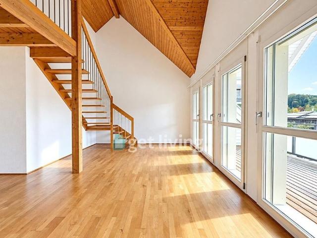 Moderne 4.5 Zimmer Dach Maisonette Wohnung in idyllischer Lage