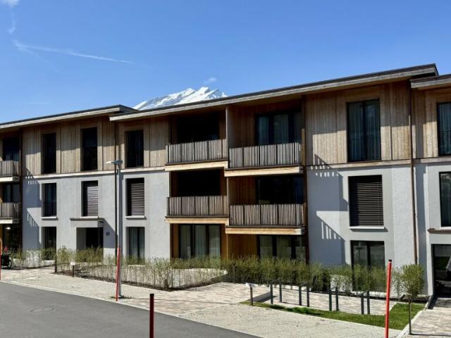 Moderne 4.5 Zimmer Neubauwohnung im Eigentumsstandard