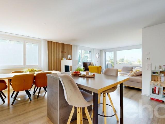 Moderne 4.5 Zimmer Wohnung an der Bauzonengrenze